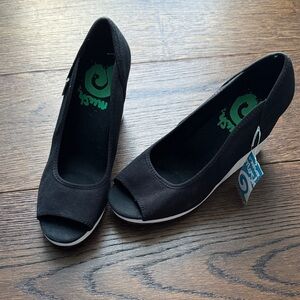 Teva Mush Black Peep Toe Wedges
